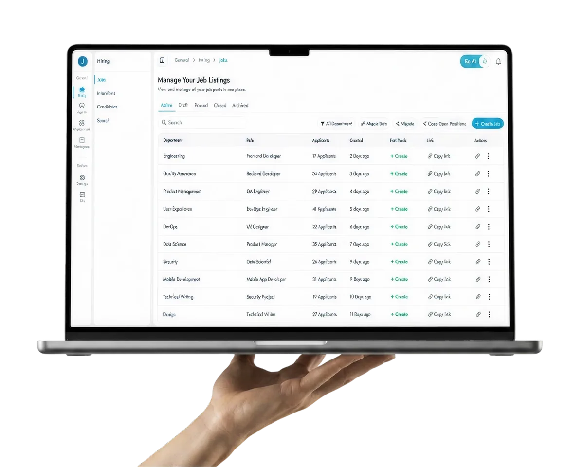 Jobsflow-Dashboard mit Stellenanzeigen auf einem Laptop, der von einer Hand gehalten wird